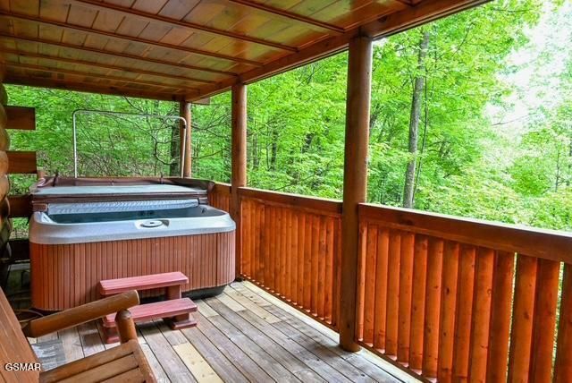 1428 Indian Court, Sevierville, TN 37876