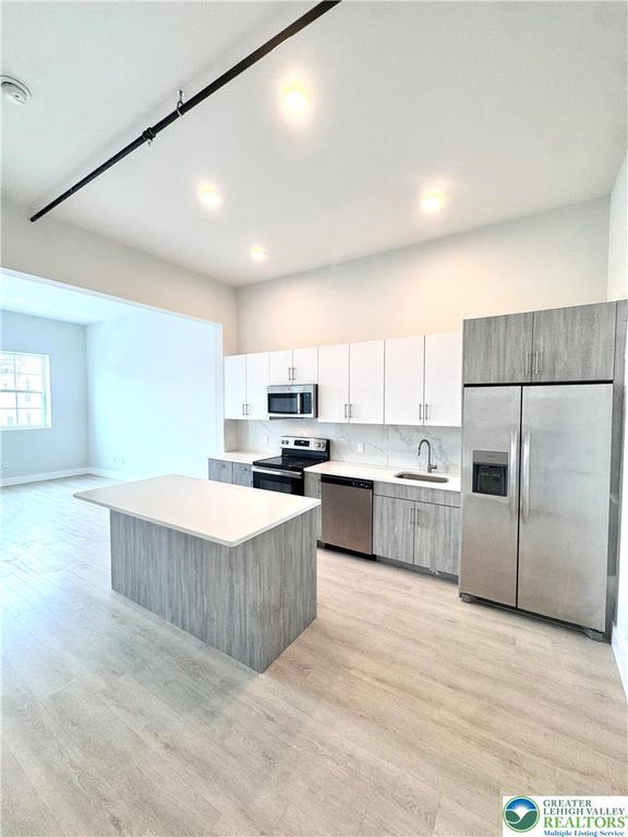 207 North Front Street 204, Allentown City, PA 18102