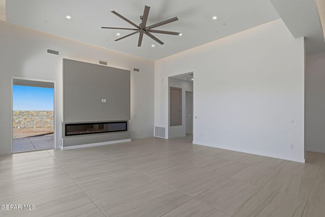 1853 POMMEL Place, El Paso, TX 79911