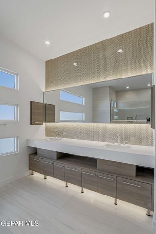 1853 POMMEL Place, El Paso, TX 79911