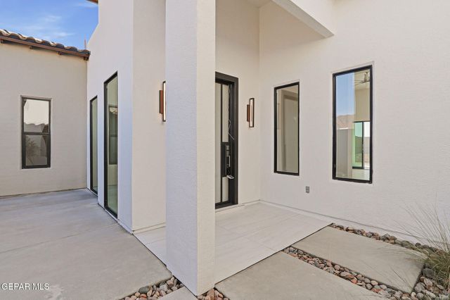 1853 POMMEL Place, El Paso, TX 79911