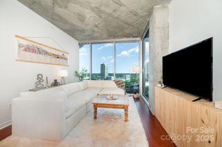 210 N Church Street N 1709, Charlotte, NC 28202