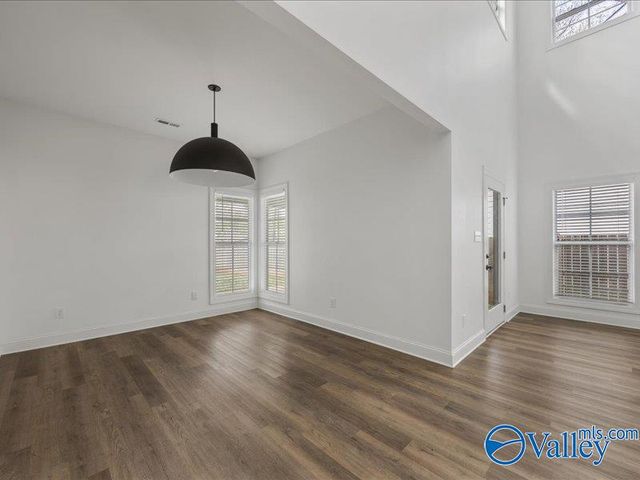 2907 7th Avenue SW, Huntsville, AL 35805