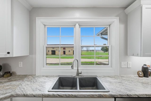 413 N Tarrant Road, Janesville, WI 53546