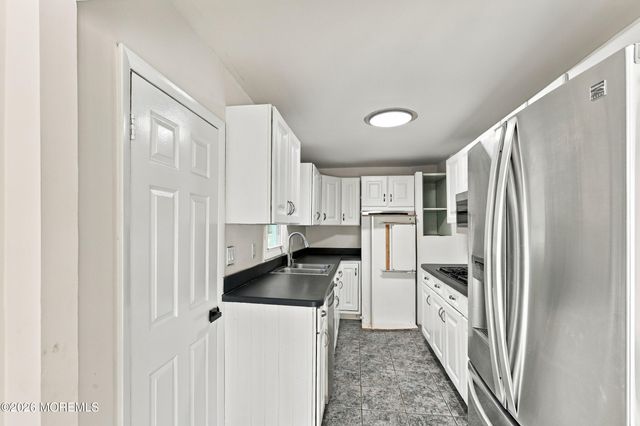 162 Concord Avenue, Leonardo, NJ 07737