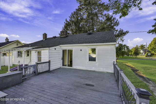 162 Concord Avenue, Leonardo, NJ 07737