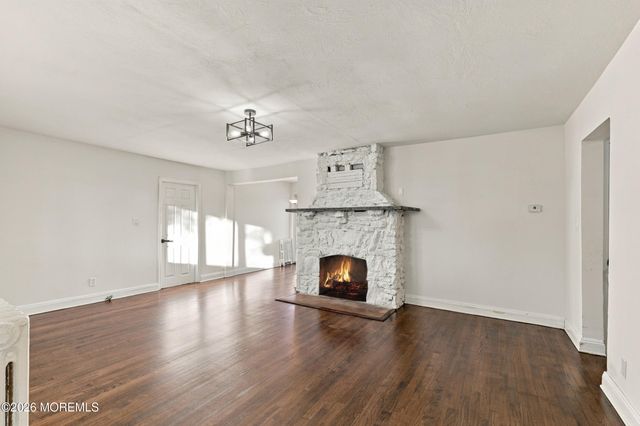 162 Concord Avenue, Leonardo, NJ 07737