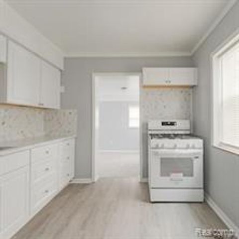 440 Jewell Street, Ferndale, MI 48220