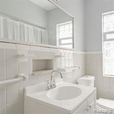440 Jewell Street, Ferndale, MI 48220