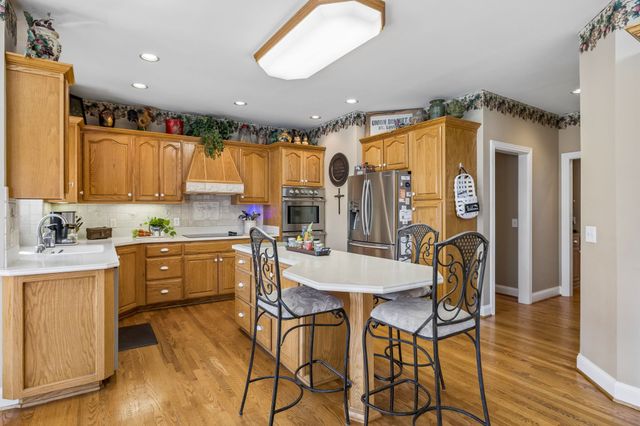 2025 Grandview Dr, Greenbrier, TN 37073