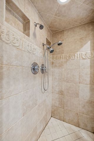 2025 Grandview Dr, Greenbrier, TN 37073