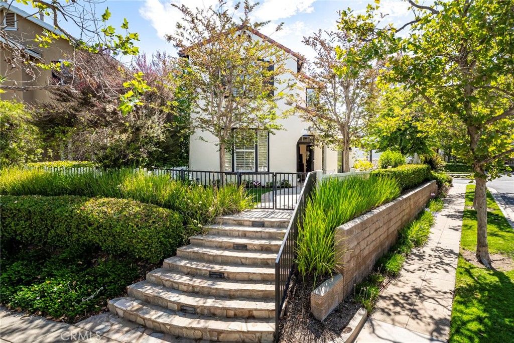 Image 2 of property listing at 14 Paseo Vecino, Rancho Santa Margarita, CA 92688