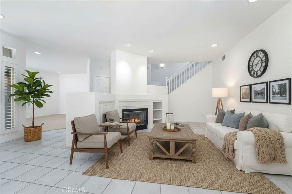 Image 20 of property listing at 14 Paseo Vecino, Rancho Santa Margarita, CA 92688