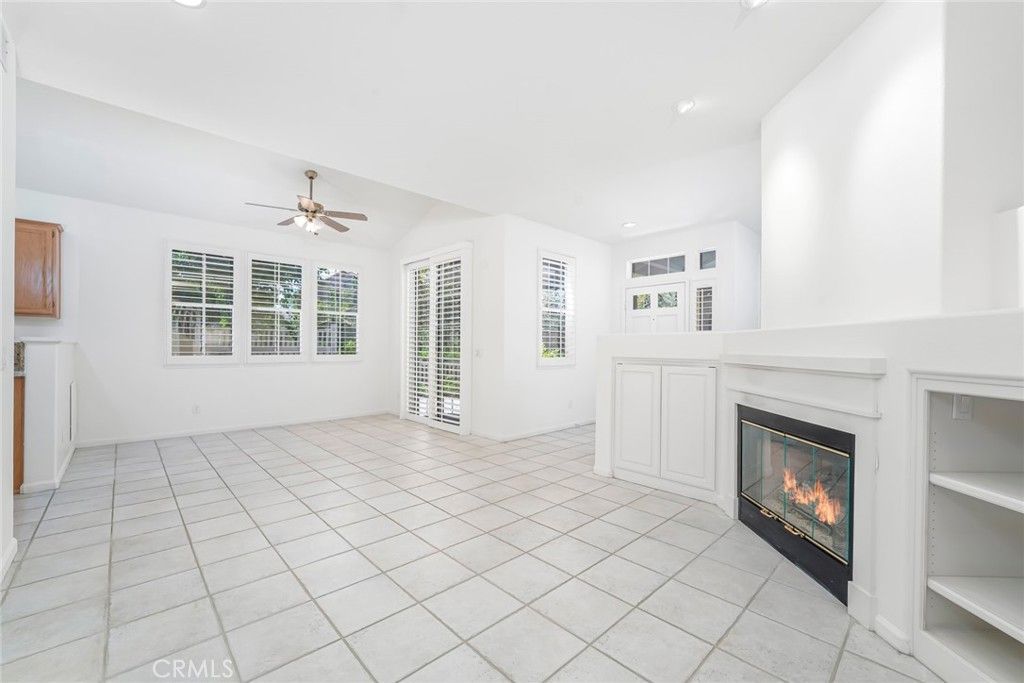 Image 21 of property listing at 14 Paseo Vecino, Rancho Santa Margarita, CA 92688