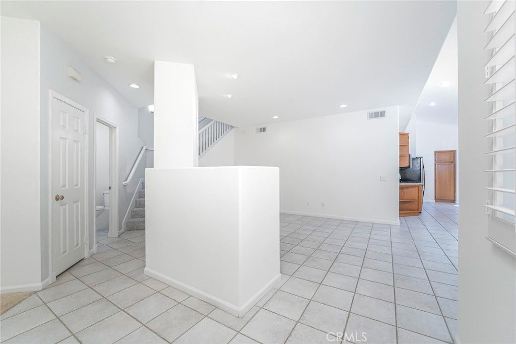 Image 22 of property listing at 14 Paseo Vecino, Rancho Santa Margarita, CA 92688