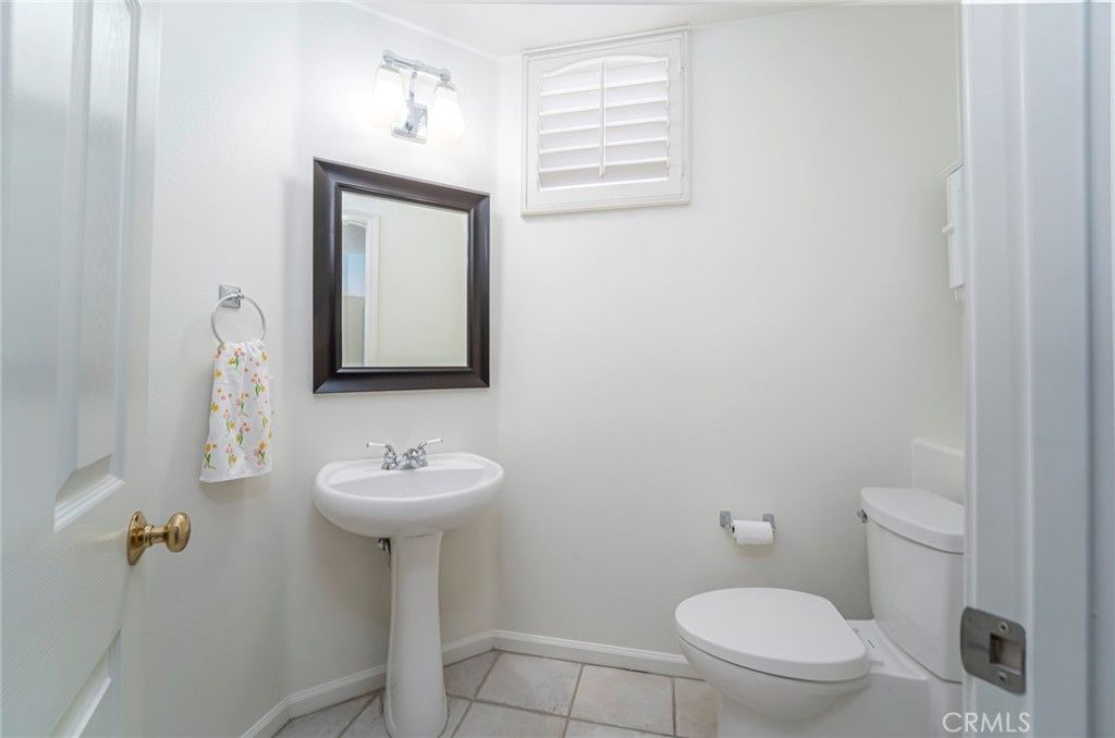 Image 23 of property listing at 14 Paseo Vecino, Rancho Santa Margarita, CA 92688