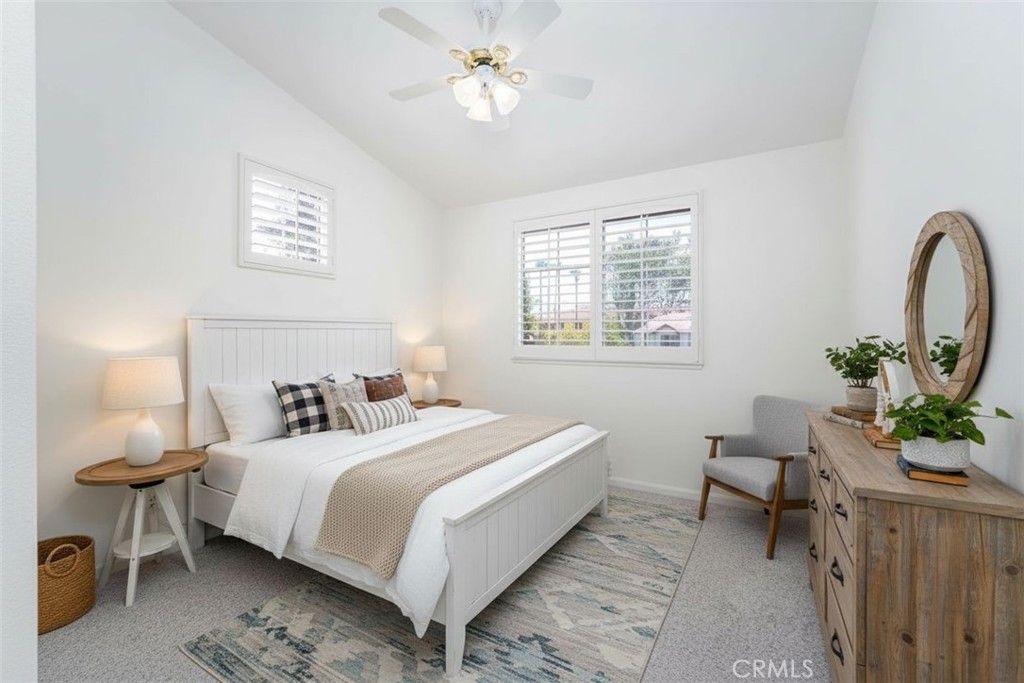 Image 36 of property listing at 14 Paseo Vecino, Rancho Santa Margarita, CA 92688