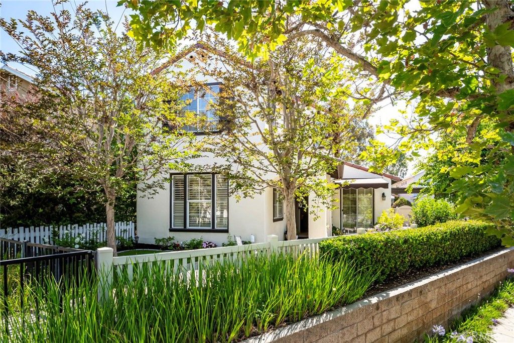 Image 5 of property listing at 14 Paseo Vecino, Rancho Santa Margarita, CA 92688