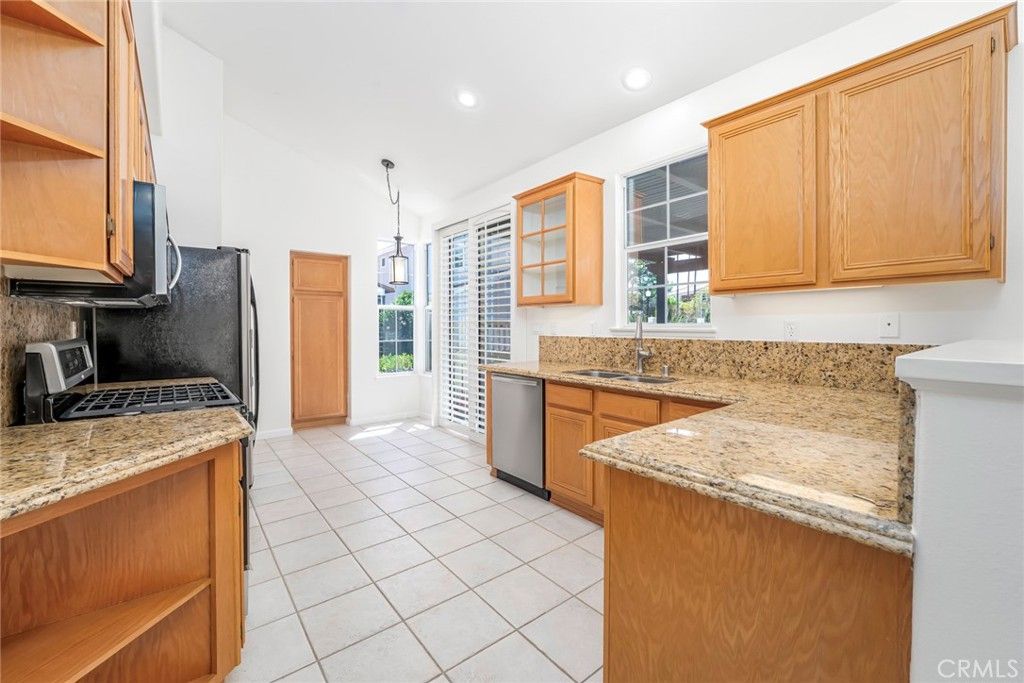 Image 52 of property listing at 14 Paseo Vecino, Rancho Santa Margarita, CA 92688
