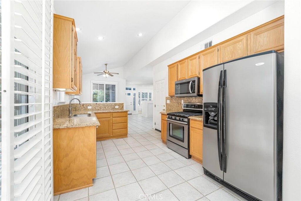 Image 53 of property listing at 14 Paseo Vecino, Rancho Santa Margarita, CA 92688