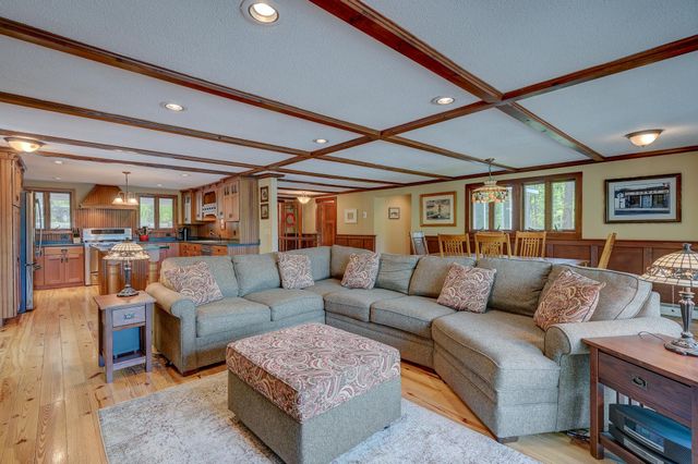 31 Interlaken Circle, Madison, NH 03849