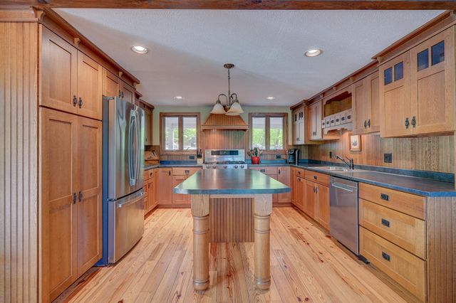 31 Interlaken Circle, Madison, NH 03849