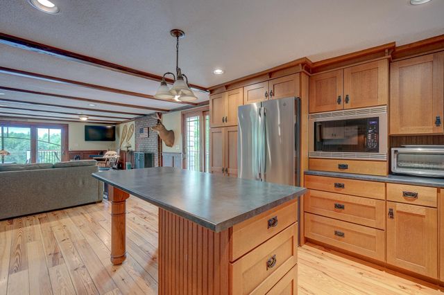 31 Interlaken Circle, Madison, NH 03849