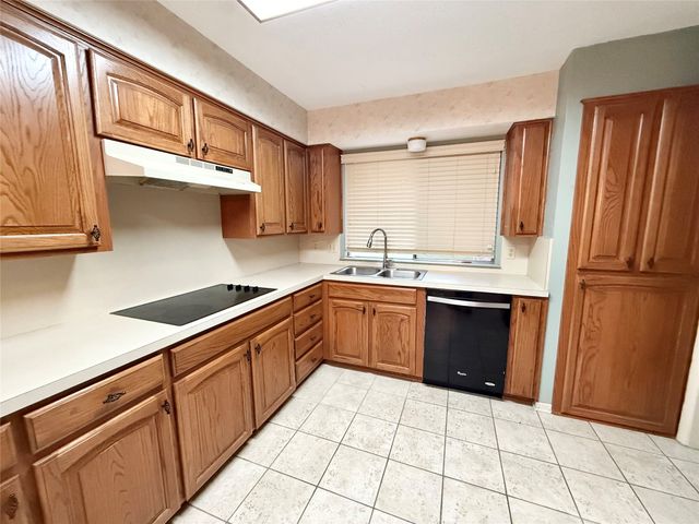 7548 Circle Drive, North Richland Hills, TX 76180