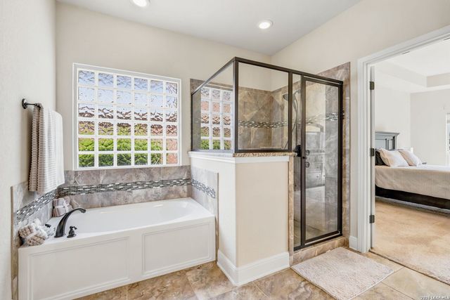 28434 Joanie Kay, San Antonio, TX 78260