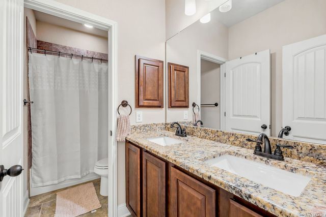 28434 Joanie Kay, San Antonio, TX 78260