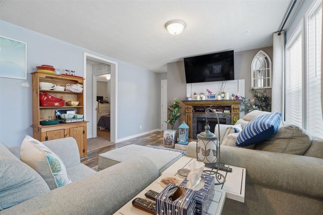 6771 J.R. Drive, Kalamazoo, MI 49009
