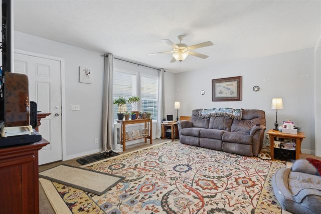 6771 J.R. Drive, Kalamazoo, MI 49009