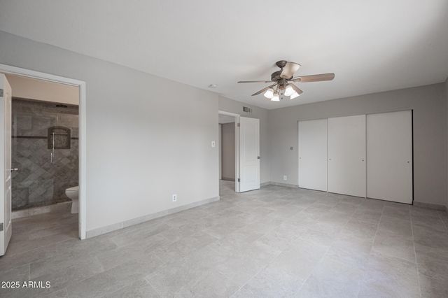 542 W PAMPA Avenue, Mesa, AZ 85210