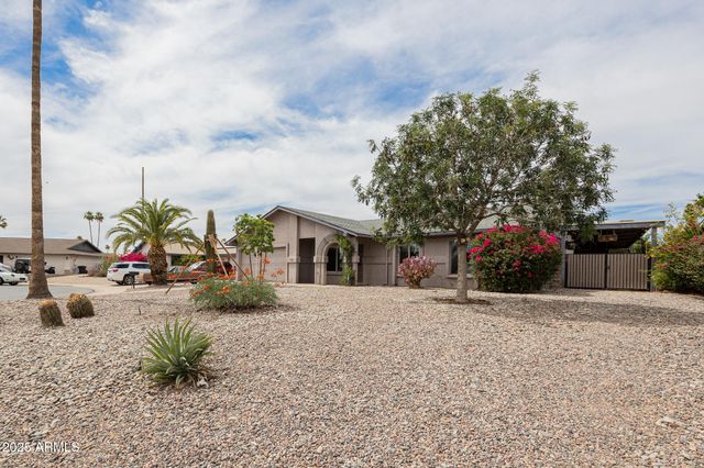 542 W PAMPA Avenue, Mesa, AZ 85210