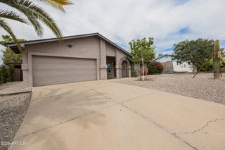 542 W PAMPA Avenue, Mesa, AZ 85210