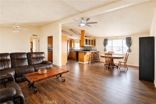 5180 Huggins rd, Corning, CA 96021