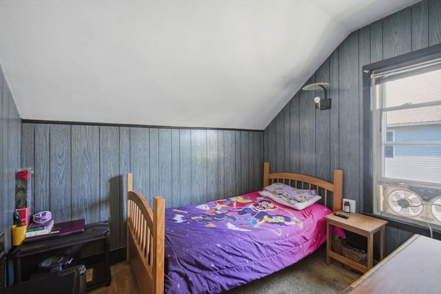91 Ardmore St, Springfield, MA 01104