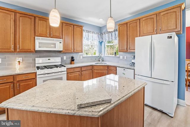 193 YORKTOWN RD, Swedesboro, NJ 08085