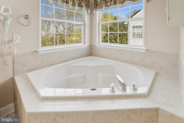 193 YORKTOWN RD, Swedesboro, NJ 08085