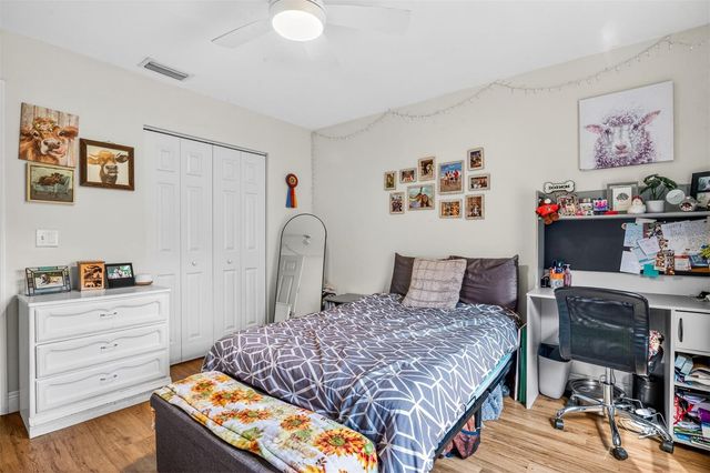 7602 SW 50TH ROAD, Gainesville, FL 32608