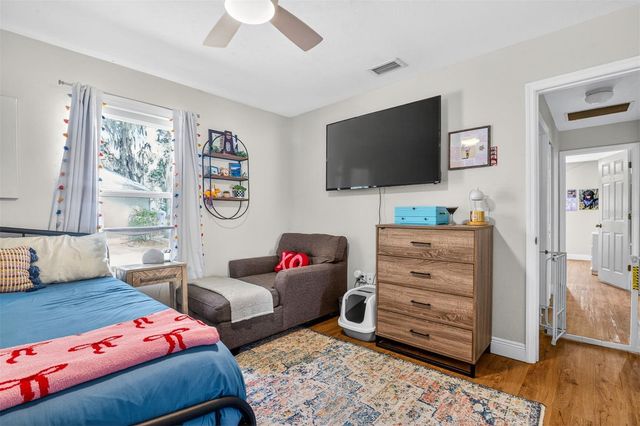 7602 SW 50TH ROAD, Gainesville, FL 32608