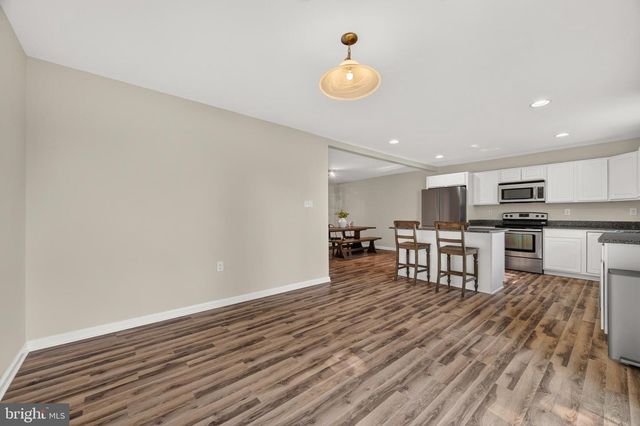 180 EUCLID AVE, Charles Town, WV 25414