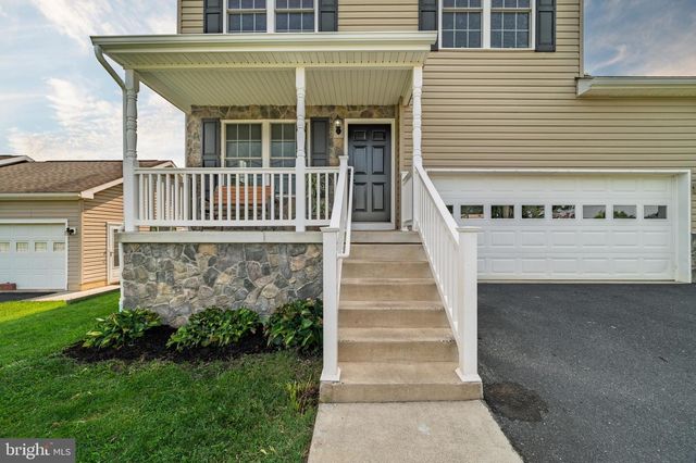 180 EUCLID AVE, Charles Town, WV 25414