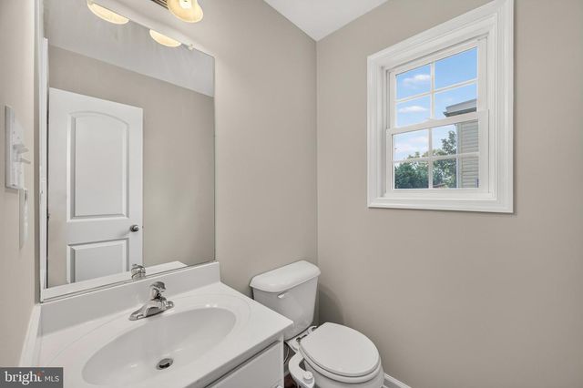 180 EUCLID AVE, Charles Town, WV 25414