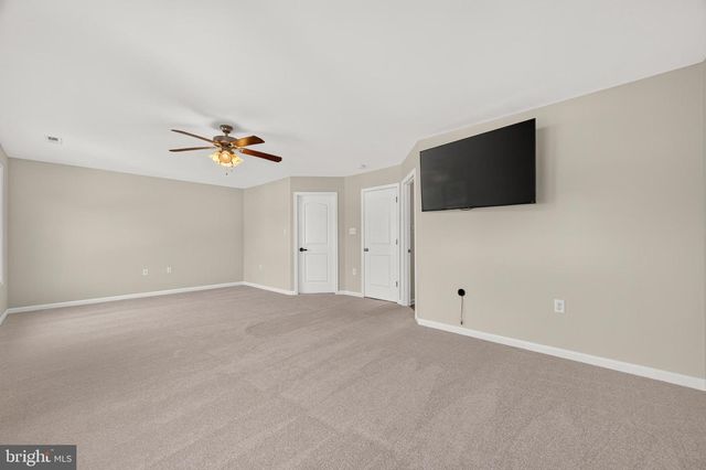 180 EUCLID AVE, Charles Town, WV 25414