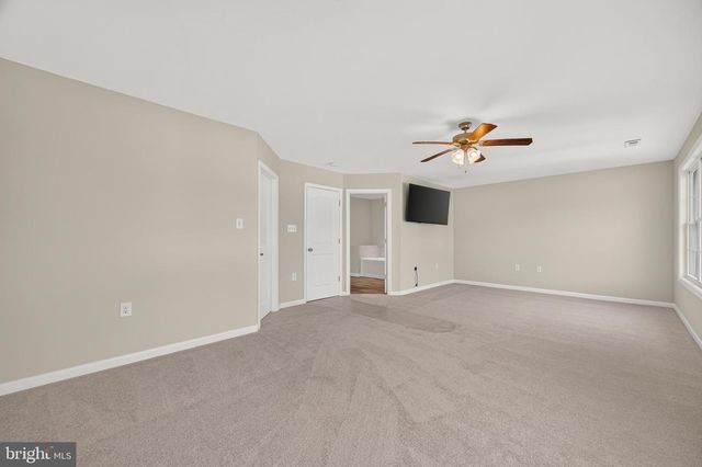 180 EUCLID AVE, Charles Town, WV 25414