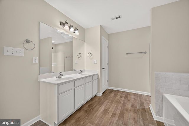 180 EUCLID AVE, Charles Town, WV 25414