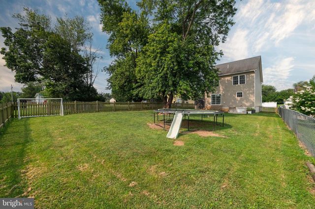 180 EUCLID AVE, Charles Town, WV 25414