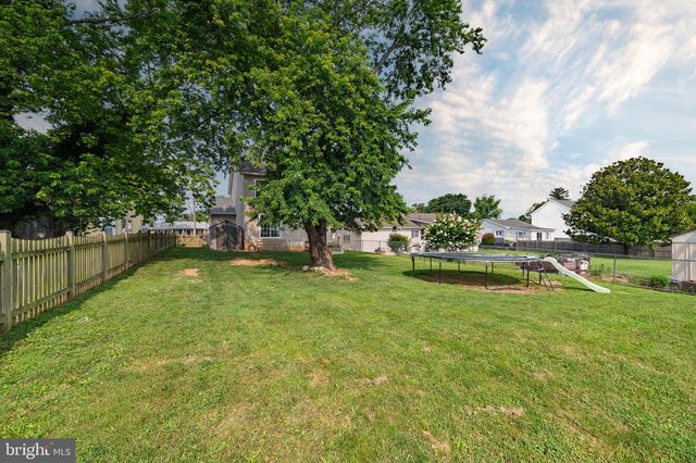 180 EUCLID AVE, Charles Town, WV 25414