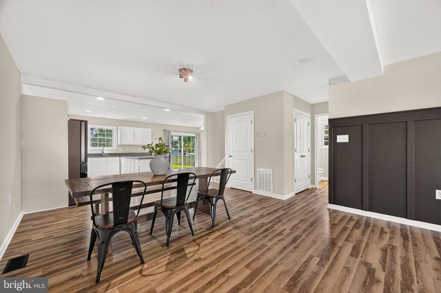 180 EUCLID AVE, Charles Town, WV 25414